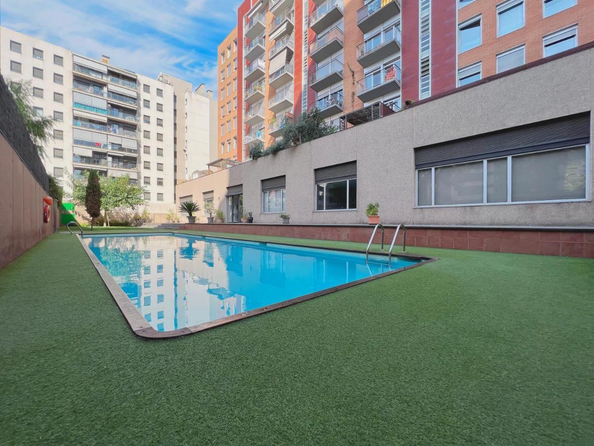 Stay U-Nique Apartments Venecuela Барселона Екстериор снимка